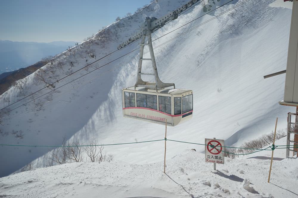 駒岳纜車穿梭雲霧